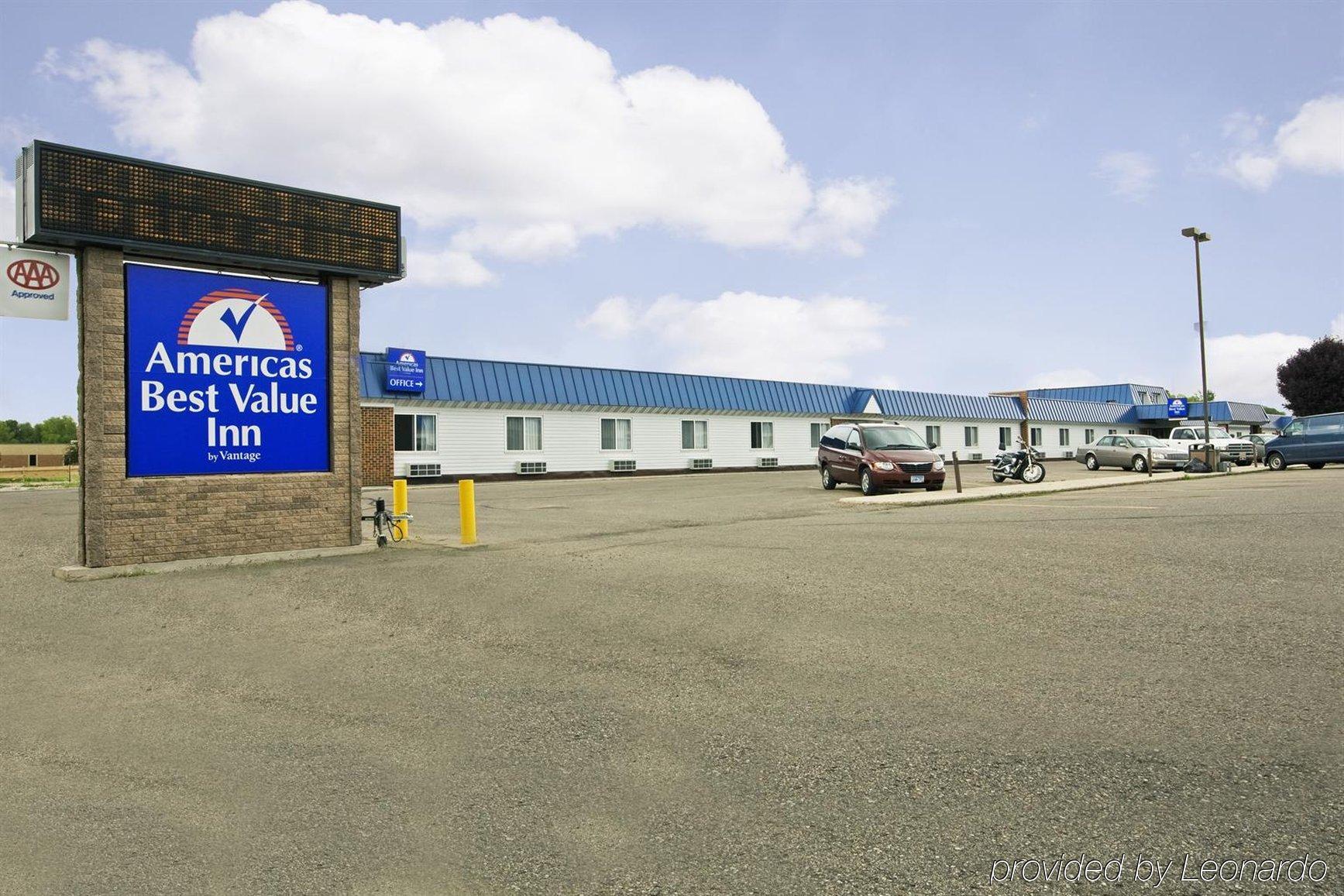 Americas Best Value Inn Grand Forks Exteriér fotografie
