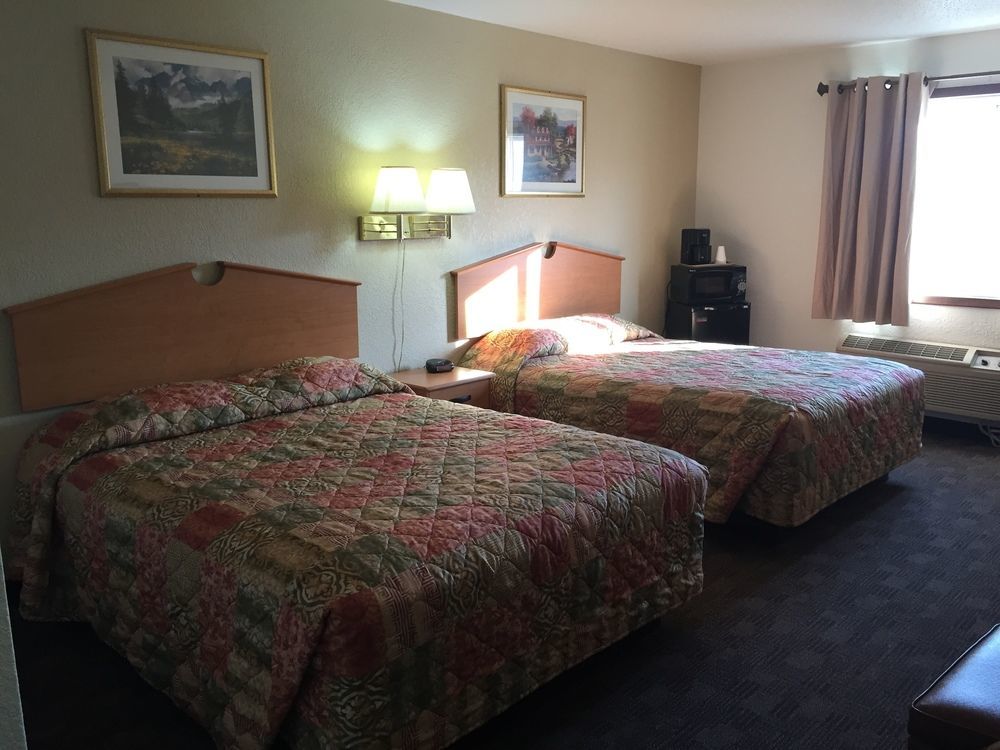 Americas Best Value Inn Grand Forks Exteriér fotografie