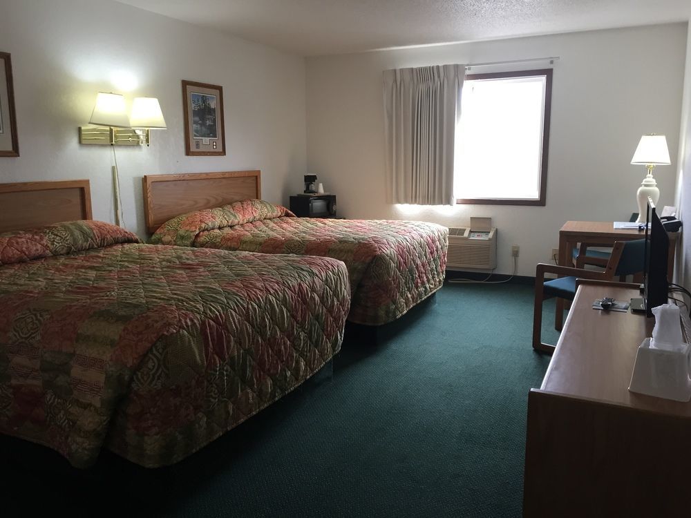 Americas Best Value Inn Grand Forks Exteriér fotografie
