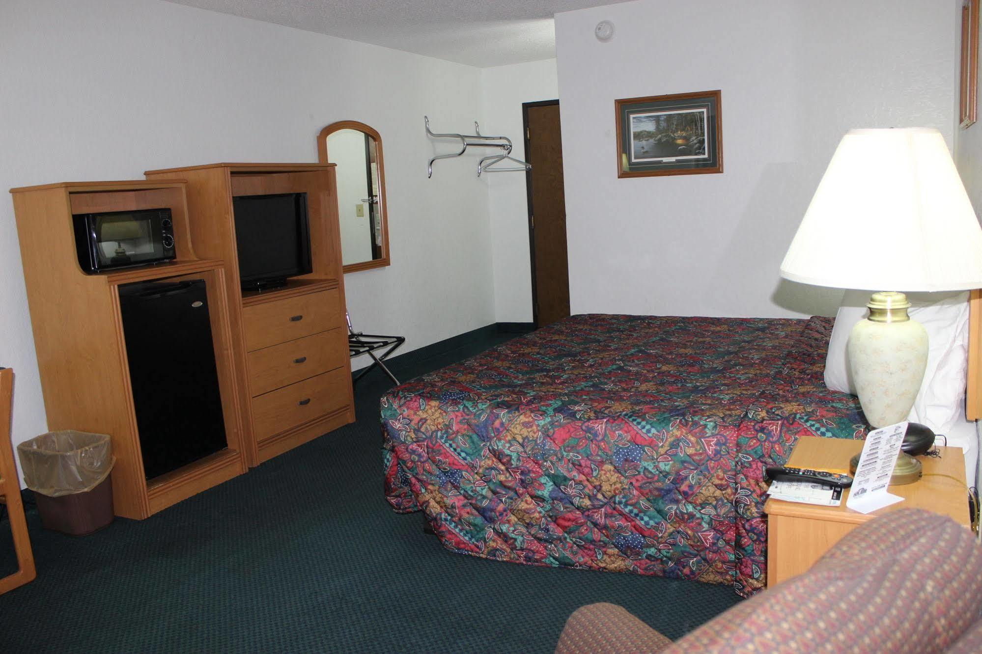 Americas Best Value Inn Grand Forks Exteriér fotografie