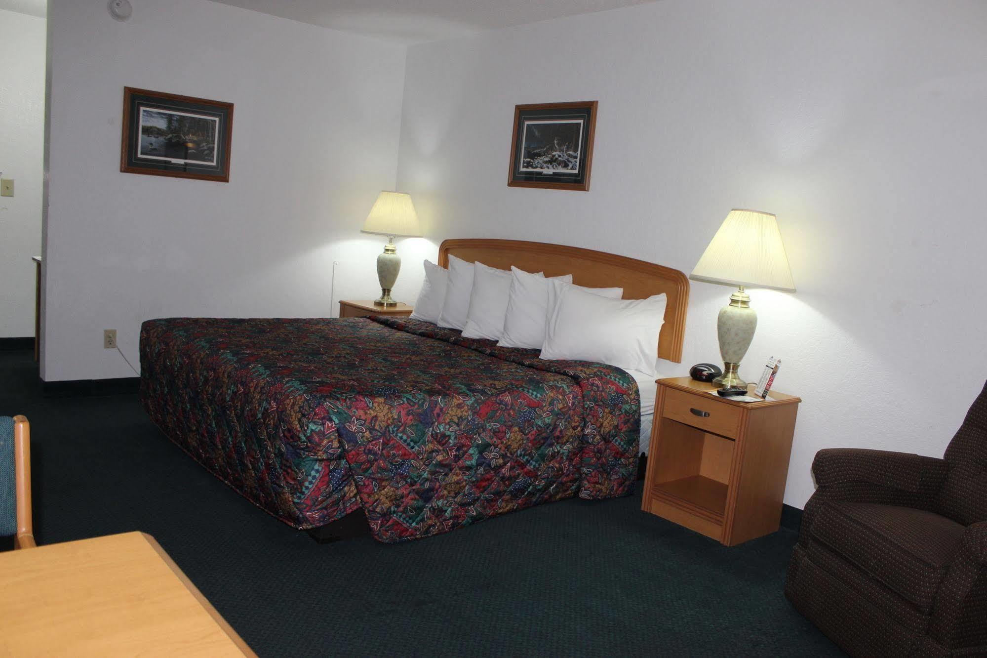 Americas Best Value Inn Grand Forks Exteriér fotografie